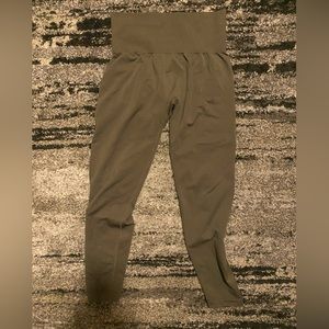 NVGTN full length leggings